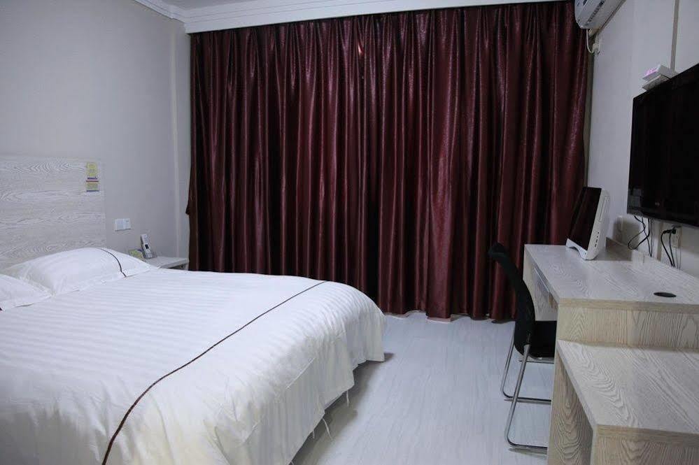 Huzhou Youyou Holiday Hotel Nanxun Bagian luar foto